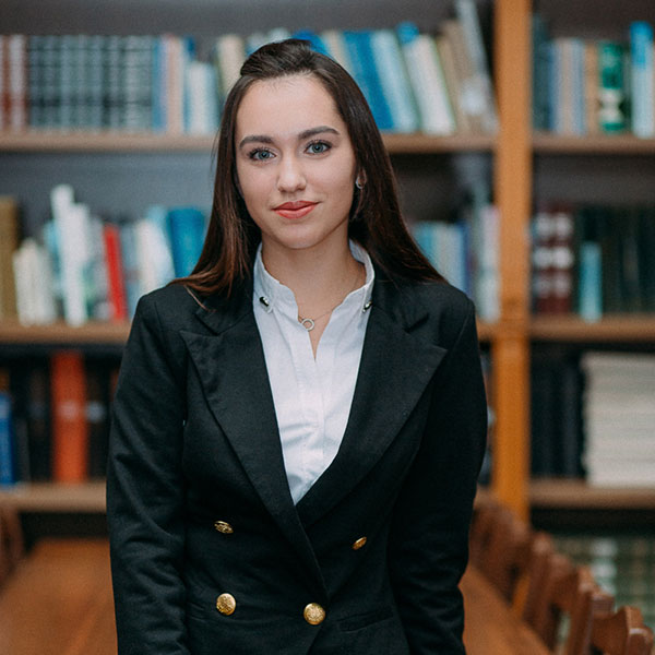 Лопотяк Юлія